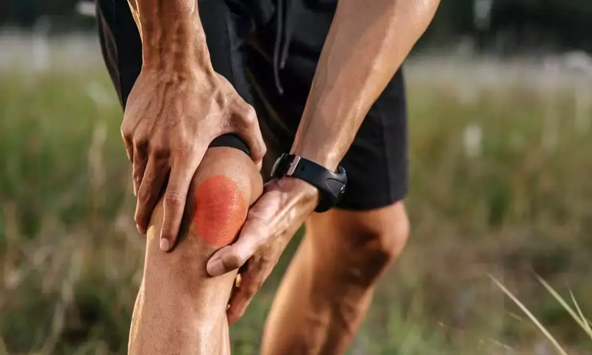 रुमेटाइड अर्थराइटिस के दर्द ने कर दिया है बैचेन! 5 घरेलू नुस्खे आज़माएं, मिलेगी राहत