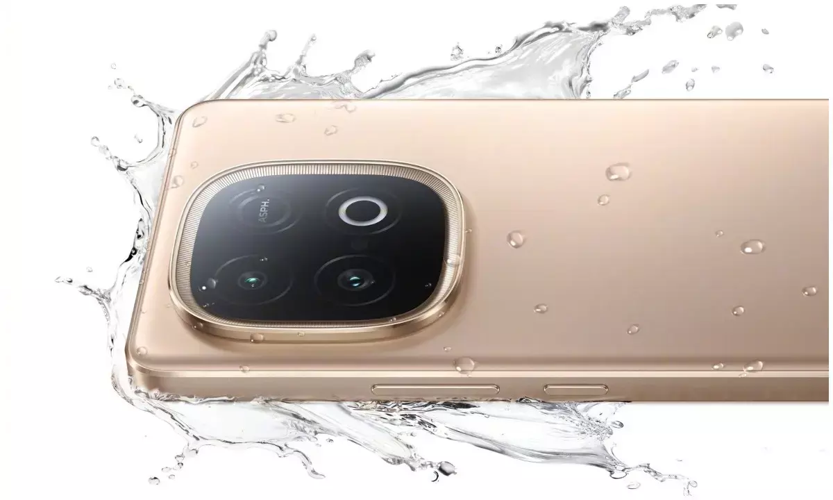 वीवो लाया 7,620mAh बैटरी और 50MP कैमरा वाला धांसू फोन, गीले हाथ से भी कर सकेंगे यूज