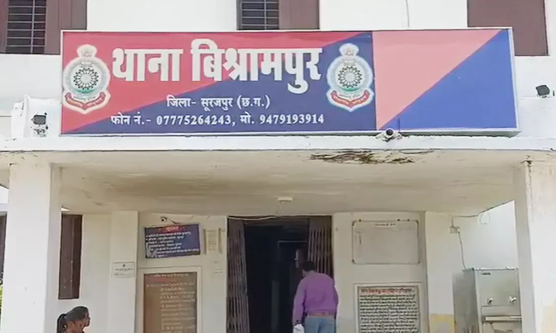 घर के बाहर खेल रहे दो बच्चों को रौंद डाला, दो अन्य भी घायल