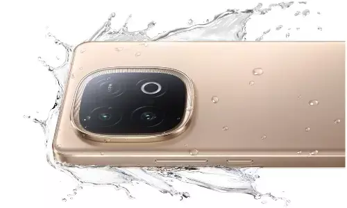 वीवो लाया 7,620mAh बैटरी और 50MP कैमरा वाला धांसू फोन, गीले हाथ से भी कर सकेंगे यूज