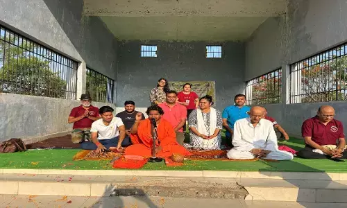 हरिद्वार से पधारे संन्यासी नरेंद्र देव ने लोगों को दिया प्रशिक्षण हरिद्वार से पधारे संन्यासी नरेंद्र देव ने लोगों को दिया प्रशिक्षण