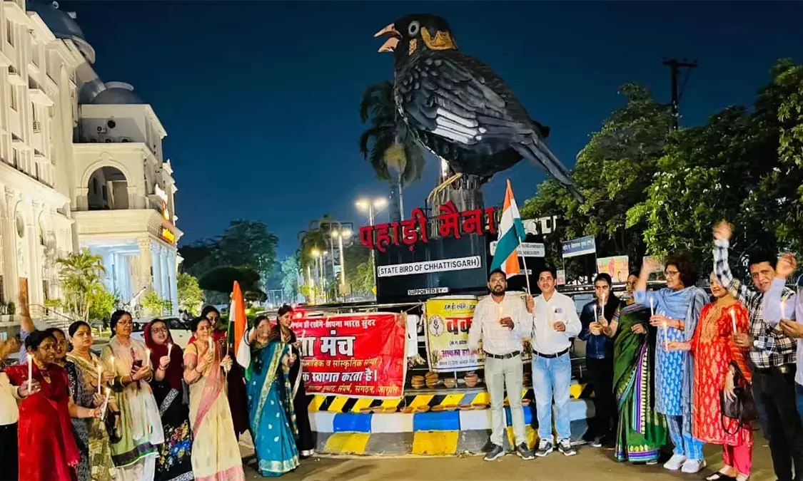 भारतीय सेना को सलामी देने वक्ता मंच ने किया आयोजन, गूंजे देशभक्ति के नारे