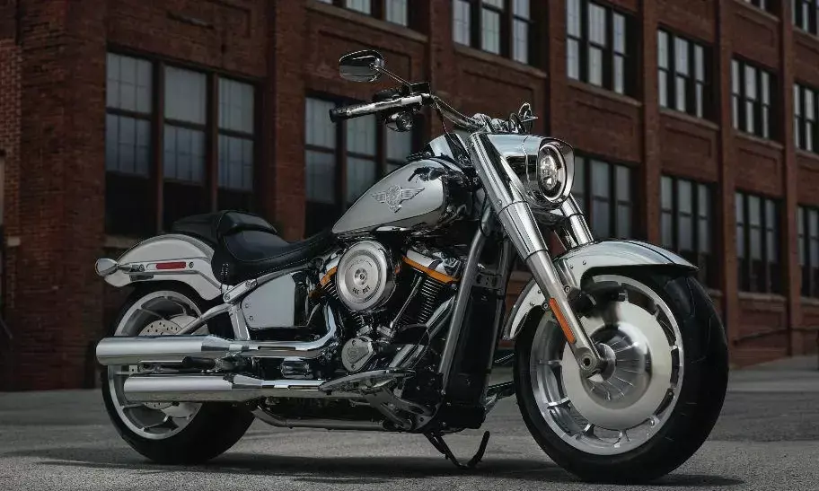 2025 हार्ले-डेविडसन फैट बॉय ग्रे घोस्ट एडिशन लॉन्च, टर्मिनेटर 2 बाइक की वापसी