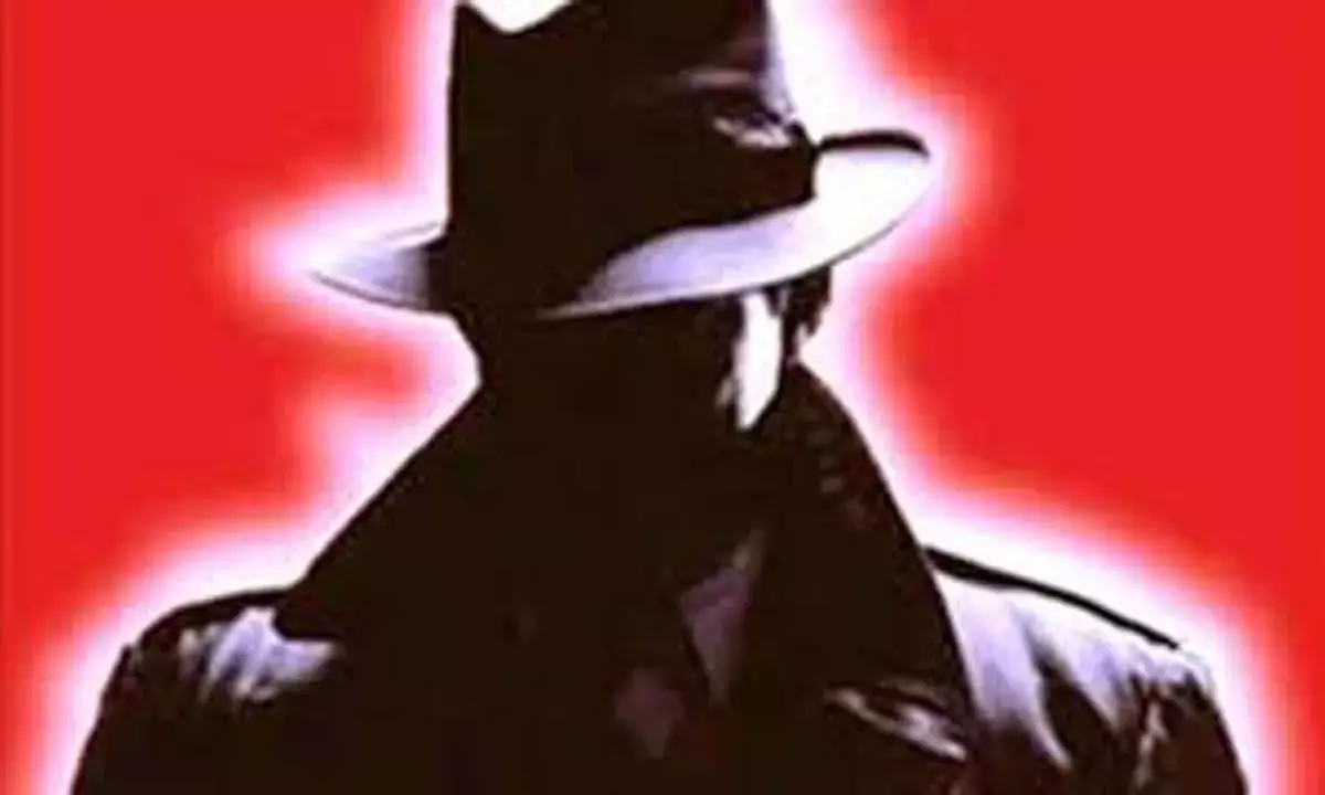 आतंकी इकबाल को भेजता था खुफिया जानकारी, यूपी का रहने वाला है आरोपी