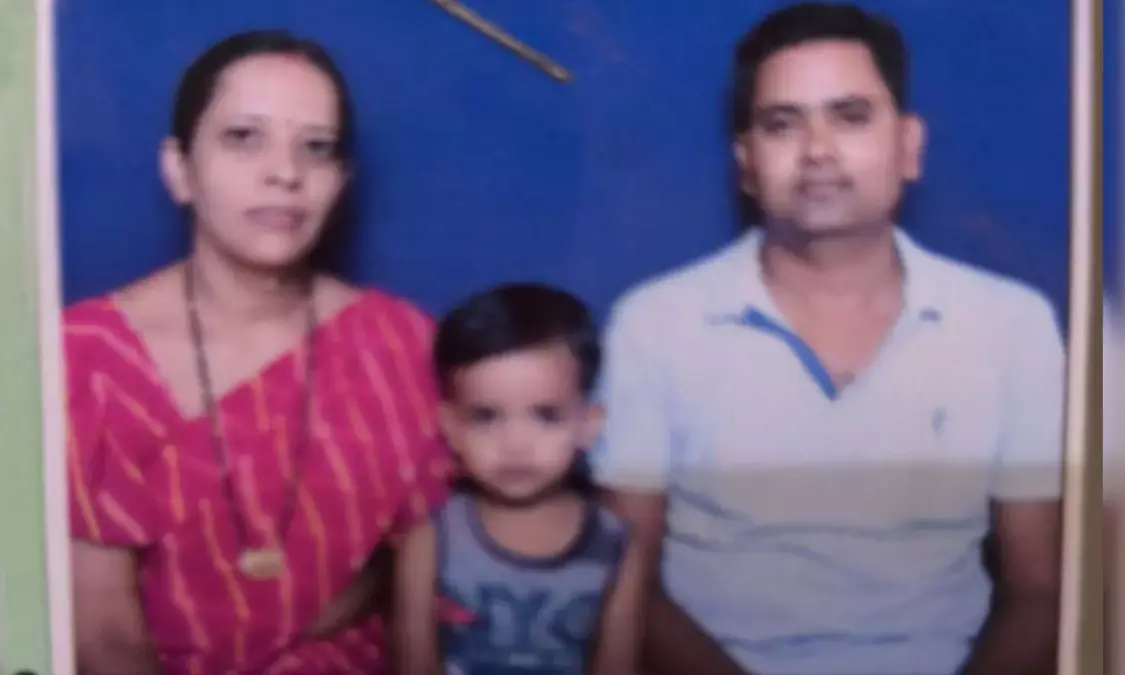 Mahasamund News, Bagbahara, family, Husband-wife, children, committed suicid