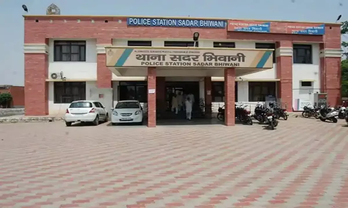 भिवानी में 3 किस्तों में ट्रांसफर कराए रुपये, वापस मांगने पर दी धमकी