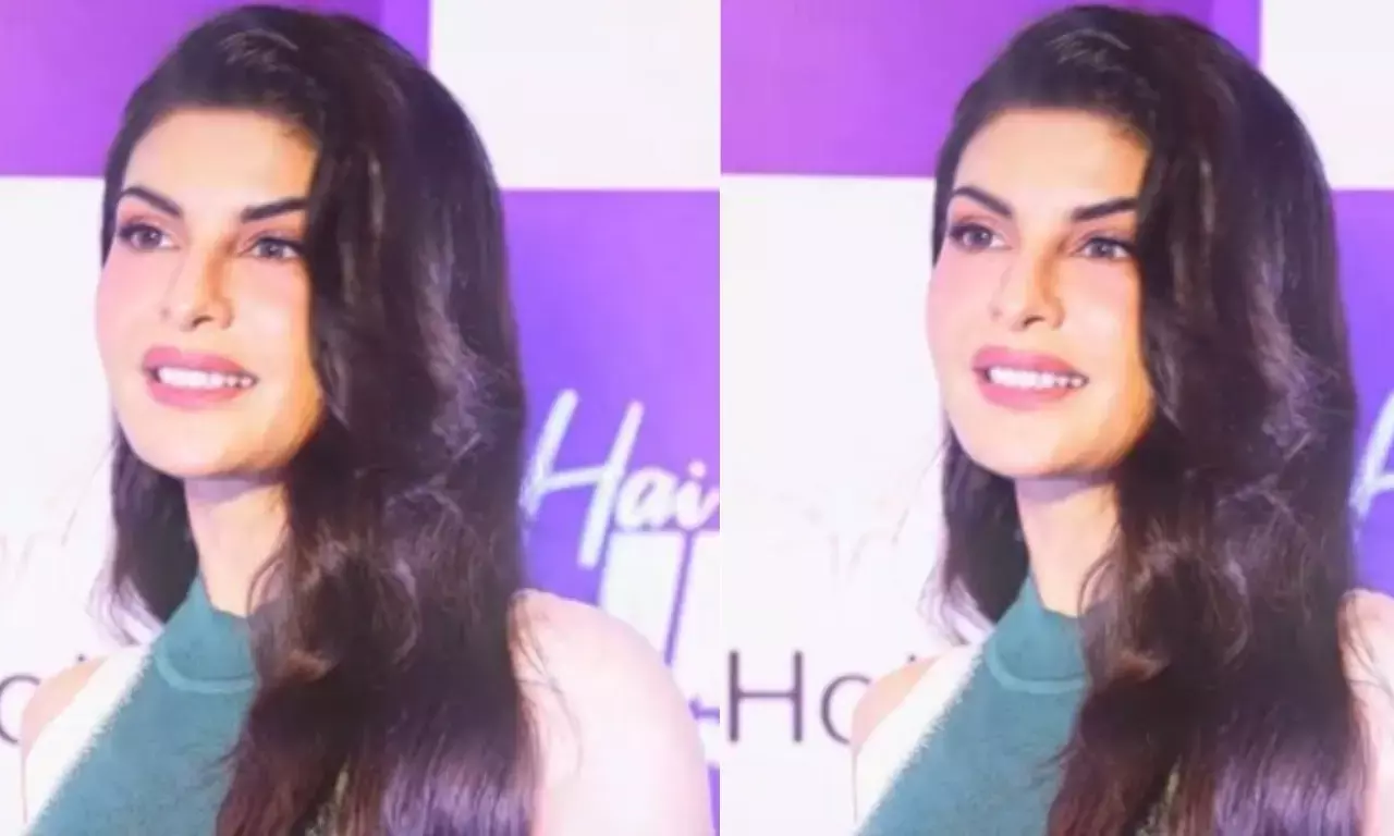 ग्रीन-व्हाइट ड्रेस में एक्ट्रस जैकलीन फर्नांडीज की कातिल अदाएं, सिंपल लुक में दिखीं बेहद खूबसूरत