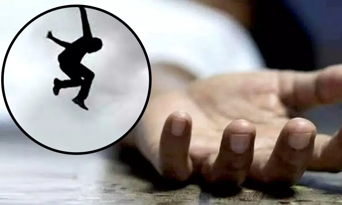 12वीं में कम नंबर आने से था परेशान, सुसाइड नोट में लिखा- सॉरी पापा मैं...