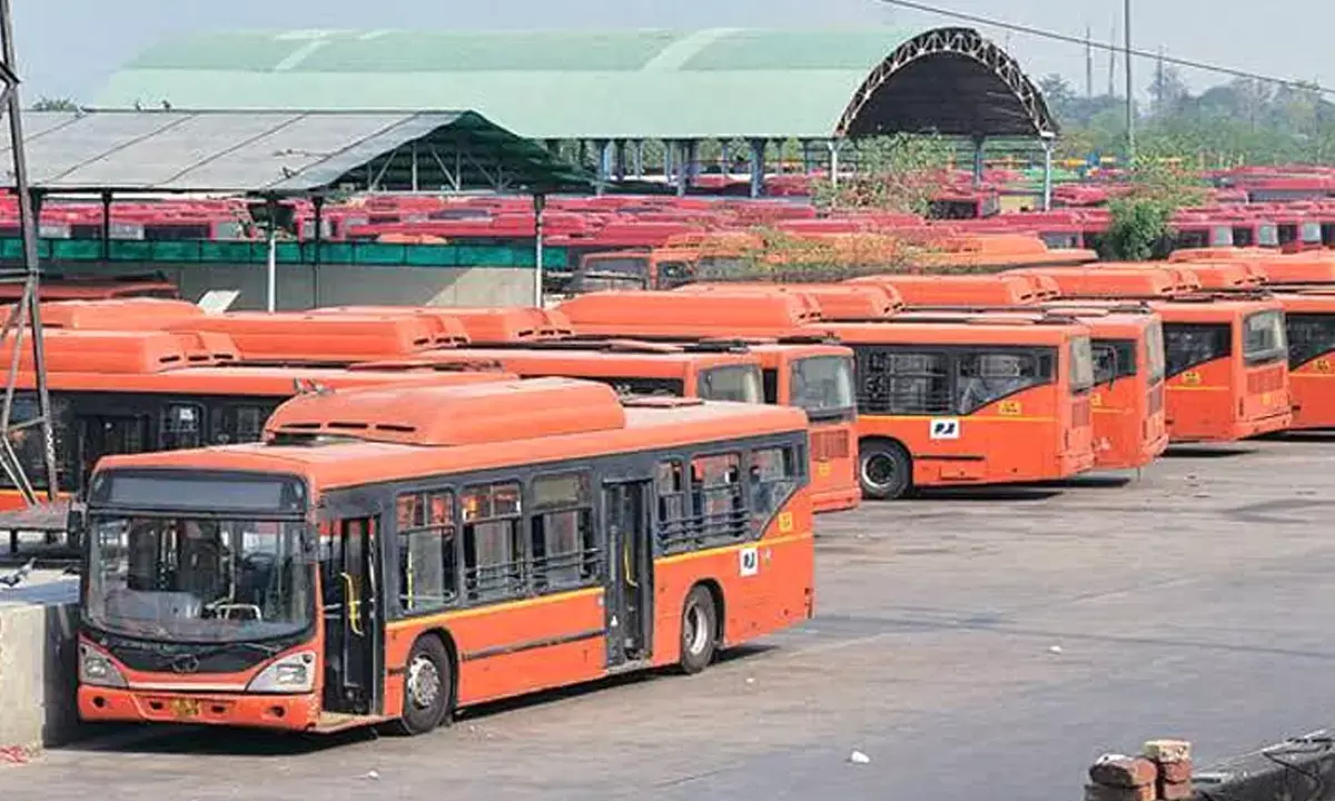 दिल्ली की 533 क्लस्टर बसें नहीं होंगी बंद, जुलाई तक सेवा बढ़ाने का फैसला