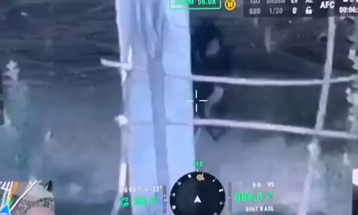 अवंतीपोरा मुठभेड़ के दौरान ड्रोन में कैद हुआ आतंकवादी का आखिरी पल; वीडियो वायरल