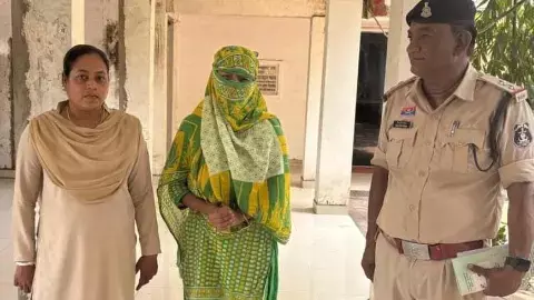 फर्जी पहचान से रह रही थी 2 साल से , एसटीएफ की बड़ी कार्रवाई