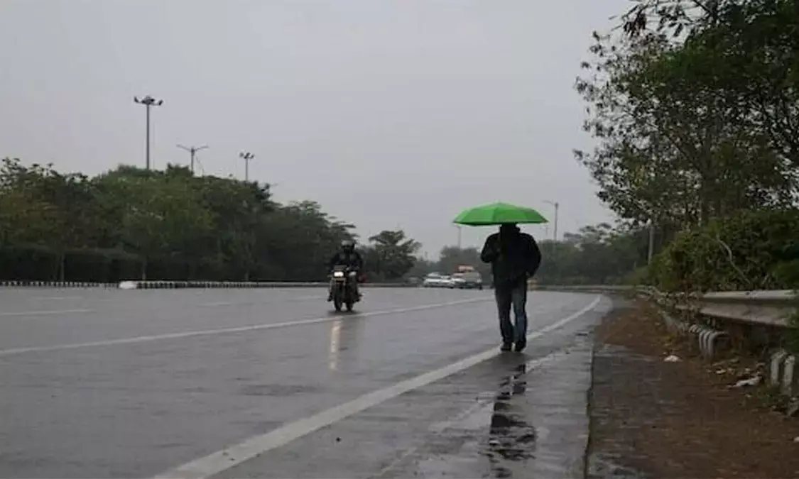 Rain with strong winds