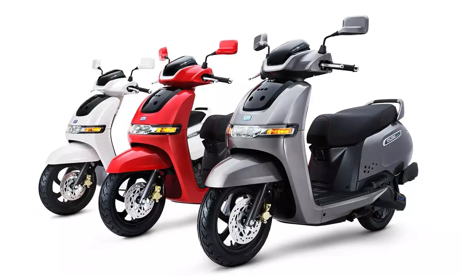 टीवीएस ने लॉन्च की iQube इलेक्ट्रिक स्कूटर की नई रेंज, जानें कीमत और फीचर