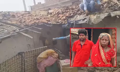 Villagers are building houses with mutual cooperation