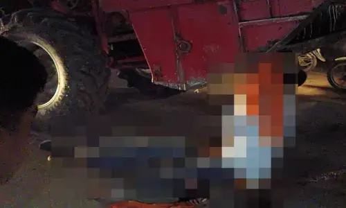 हादसे में 3 की मौत, गांव में पसरा मातम