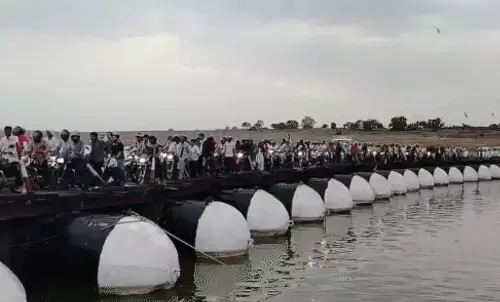 दूल्हे ने भागकर बचाई जान, बारिश का अलर्ट जारी