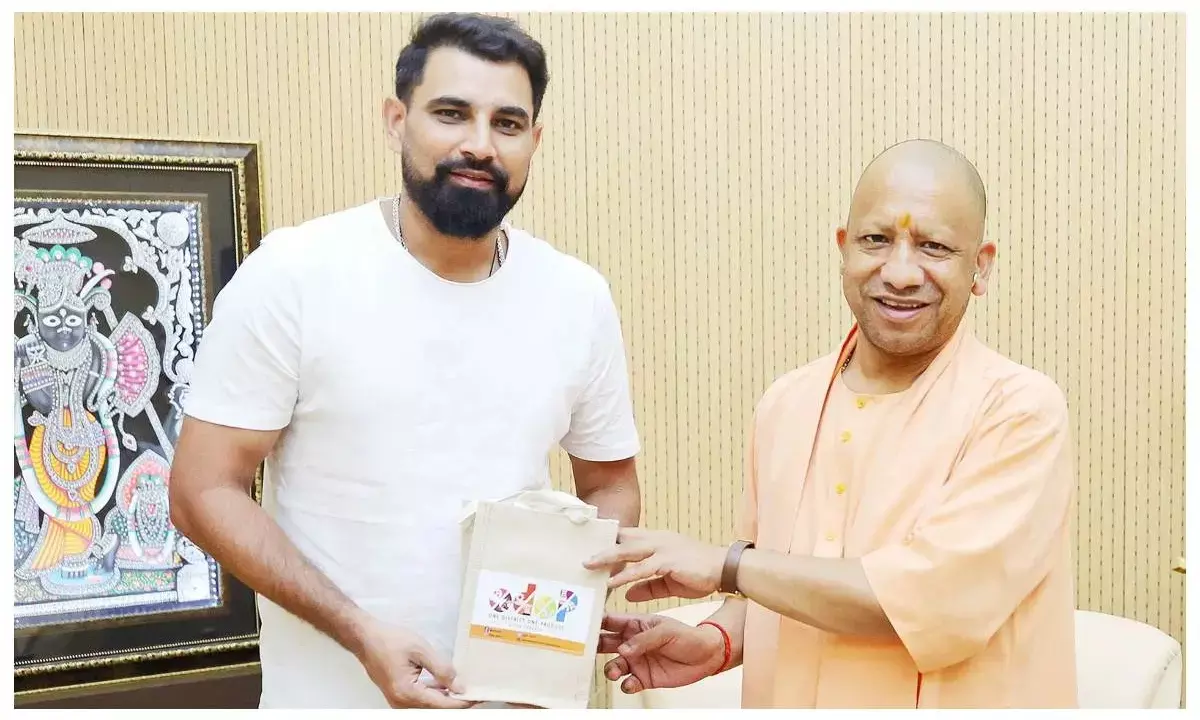 Mohammed shami meets yogi adityanath