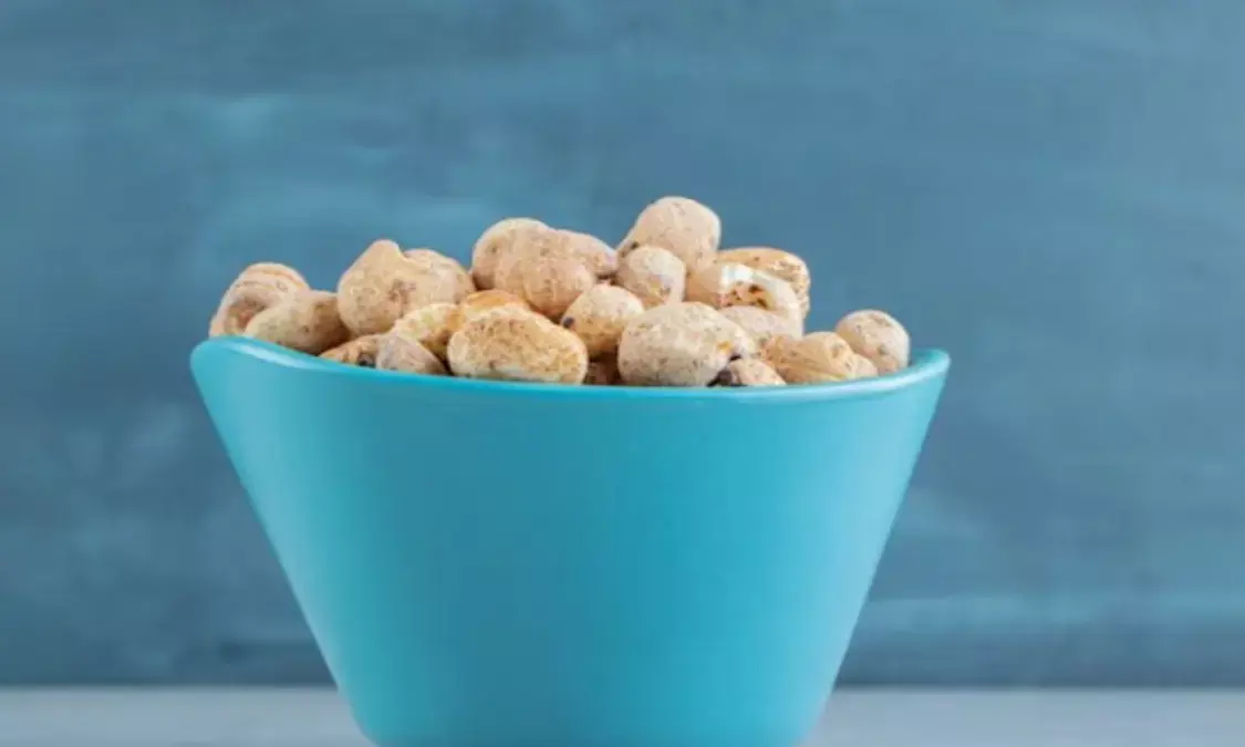 Health Tips: रातभर भिगोकर खाएं ये सफेद सुपरफूड, शरीर को बनाएं आयरन मैन जैसा मजबूत