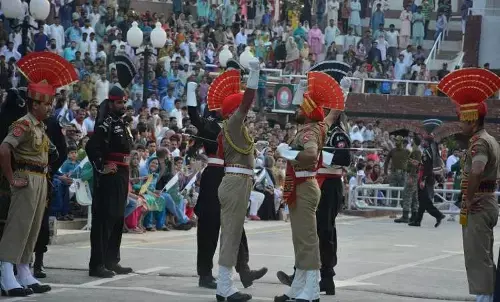 अटारी-वाघा बॉर्डर पर फिर शुरू होगी बीटिंग रिट्रीट सेरेमनी, लेकिन कम होगी धूमधाम