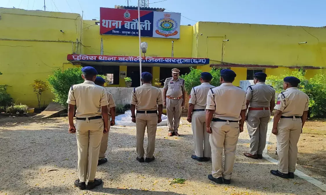 सरगुजा के सभी थाना-चौकी में जनरल परेड: हर मंगलवार और शुक्रवार जवानों की लगेगी क्लास