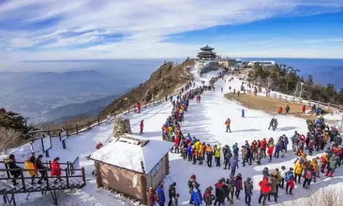 manali famous places in hindi