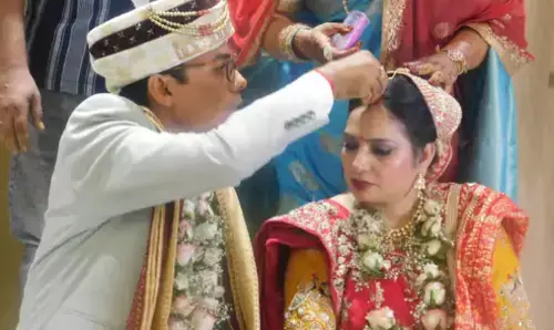 विधवा बहू की रचाई शादी, बड़े बेटे-बहू ने किया कन्यादान