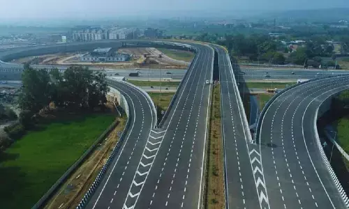 delhi mumbai expressway current status