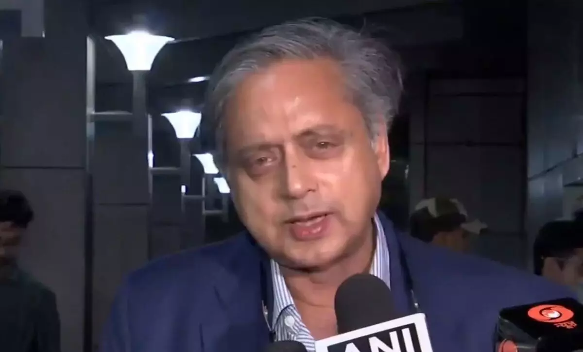 PAK की परतें उधेड़ने निकली शशि थरूर की टीम, जाने से पहले क्या बोले कांग्रेस सांसद? PAK की परतें उधेड़ने निकली शशि थरूर की टीम, जाने से पहले क्या बोले कांग्रेस सांसद?