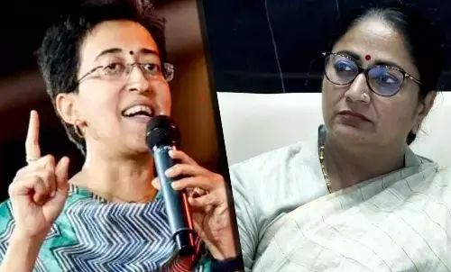 CM Rekha Gupta and Atishi did a road show in Shalimar Garden.