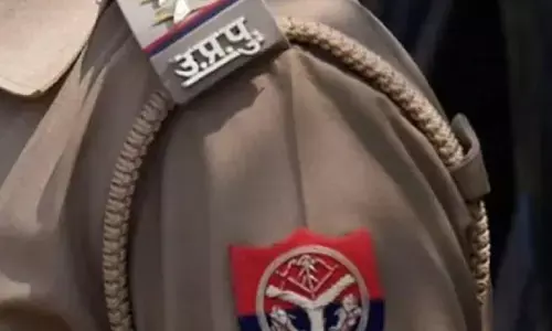 टीम पर हमला, गोली लगने से कॉन्स्टेबल की मौत