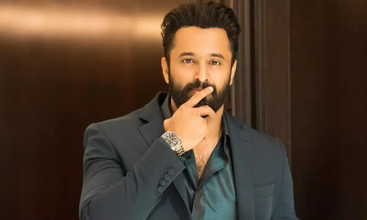 पूर्व मैनेजर ने की पुलिस में शिकायत दर्ज, जानें क्या है विवाद