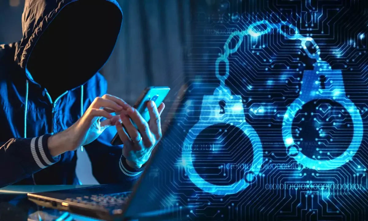 जामताड़ा और नूंह के बाद दिल्ली को अड्डा बना रहे साइबर ठग, होटलों में ले रहे पनाह, 3 गिरफ्तार