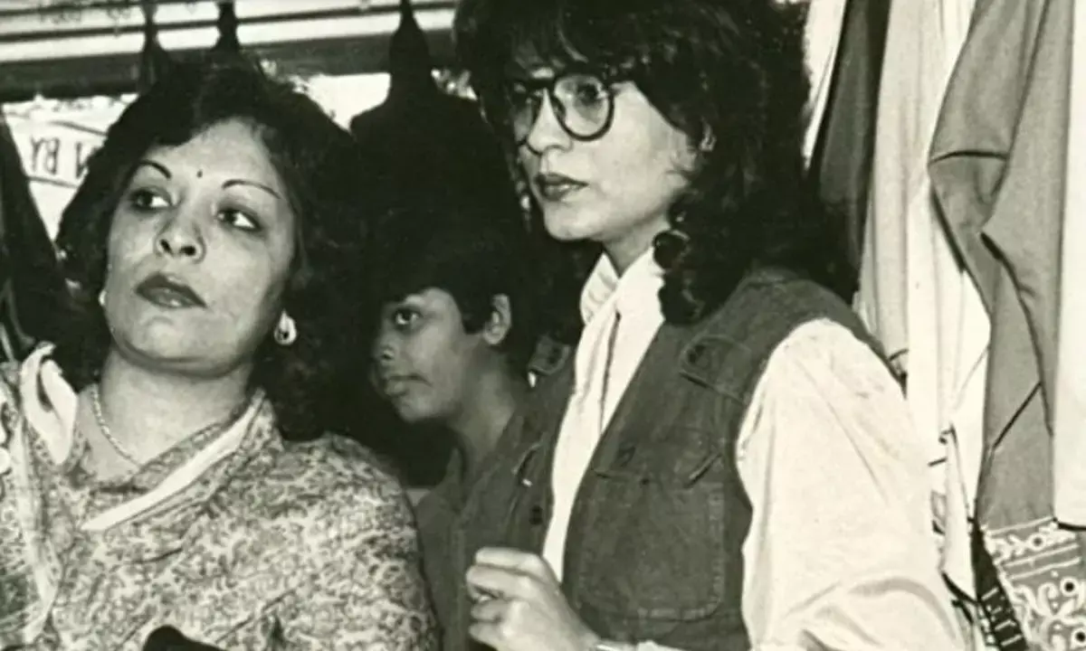 Karan Johar shares Throwback Photo with Zeenat Aman And mother Hiroo Johar