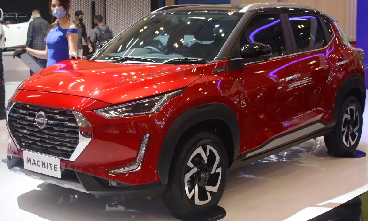 देखते ही देखते 2 लाख से ज्यादा घरों में पहुंच गई ये SUV, कीमत सिर्फ ₹6.14 लाख