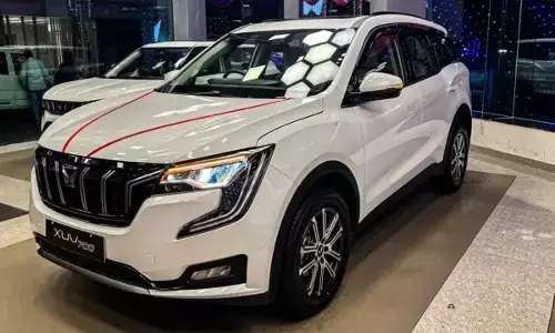 हाई डिमांड के बाद भी महीनेभर चल रहा इस SUV का वेटिंग, लेकिन एक वैरिएंट डीलर से पता चलेगा