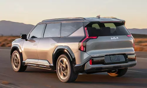 अब इस SUV में मिलेगी ज्यादा रेंज, लेकिन कीमत पुरानी ही रहेगी; टॉप वैरिएंट सस्ता हो गया