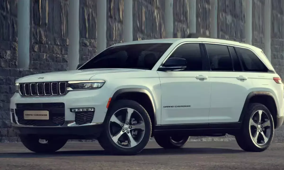 इस साल के खत्म होन से पहले आ जाएगा इस SUV का नया मॉडल, पुराने पर आया तगड़ा डिस्काउंट