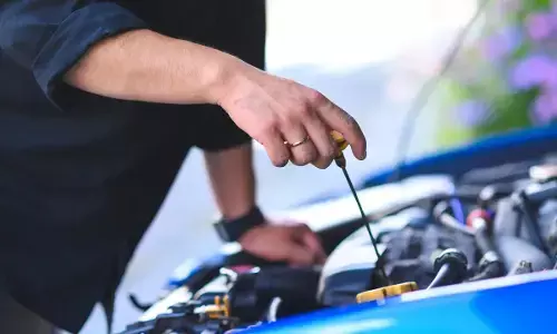 गाड़ी के टेक्निकल खामियों से बचाव के लिए बनाएं वीकली चेकलिस्ट, जानें डिटेल