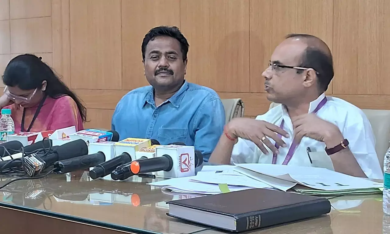 TIT कॉलेज प्रबंधन ने छात्राओं के आरोपों को बताया निराधार, डायरेक्टर बोले- दबाव बनाने का था प्रयास