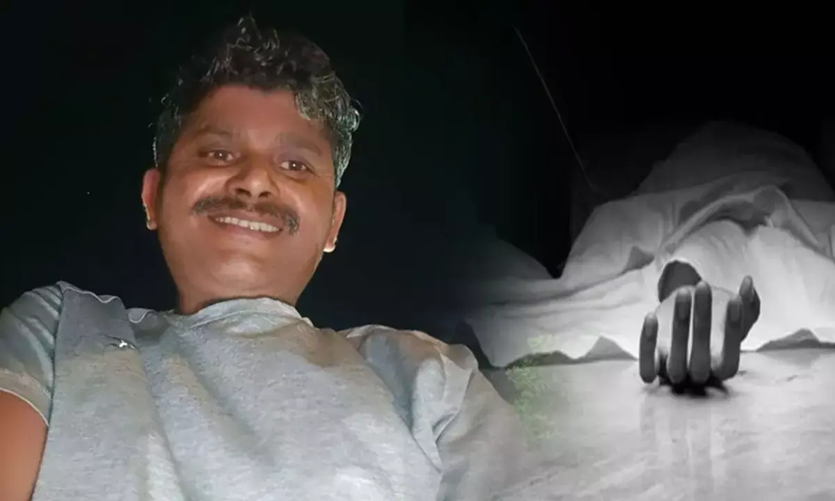 बेटे के सामने किया पिता का मर्डर, 8 लोगों के खिलाफ केस दर्ज बेटे के सामने किया पिता का मर्डर, 8 लोगों के खिलाफ केस दर्ज