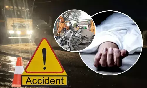 4 दोस्तों की दर्दनाक मौत, कार की खिड़कियां काटकर बाहर निकाले शव