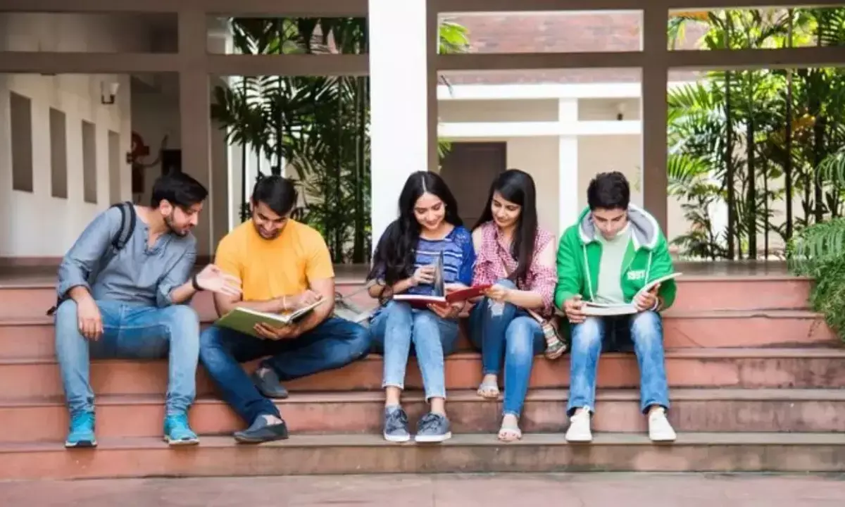 धामी सरकार मेधावी छात्रों को मुफ्त देगी मेडिकल व इंजीनियरिंग कोचिंग धामी सरकार मेधावी छात्रों को मुफ्त देगी मेडिकल व इंजीनियरिंग कोचिंग