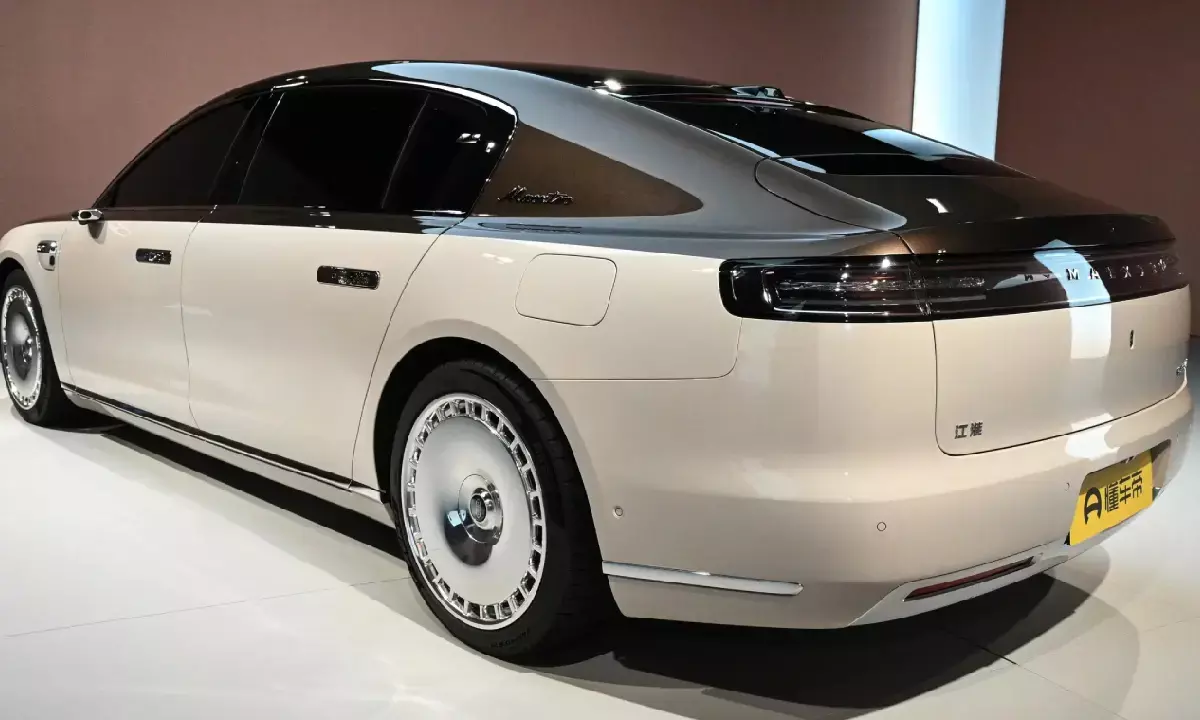 कंपनी ने अपनी पहली इलेक्ट्रिक कार पेश की, सेफ्टी के लिए 32 से ज्यादा ADAS सेंसर दिए