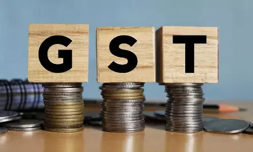 मेसर्स अरिहंत स्टील में पाई गई लाखों की हेराफेरी, दुकान सील