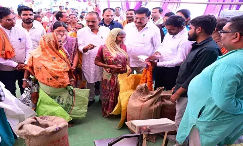 बेमेतरा जिले के भंसुली में बोले खाद्य मंत्री- कोई भी नागरिक भूखा न सोए, यह सरकार का संकल्प