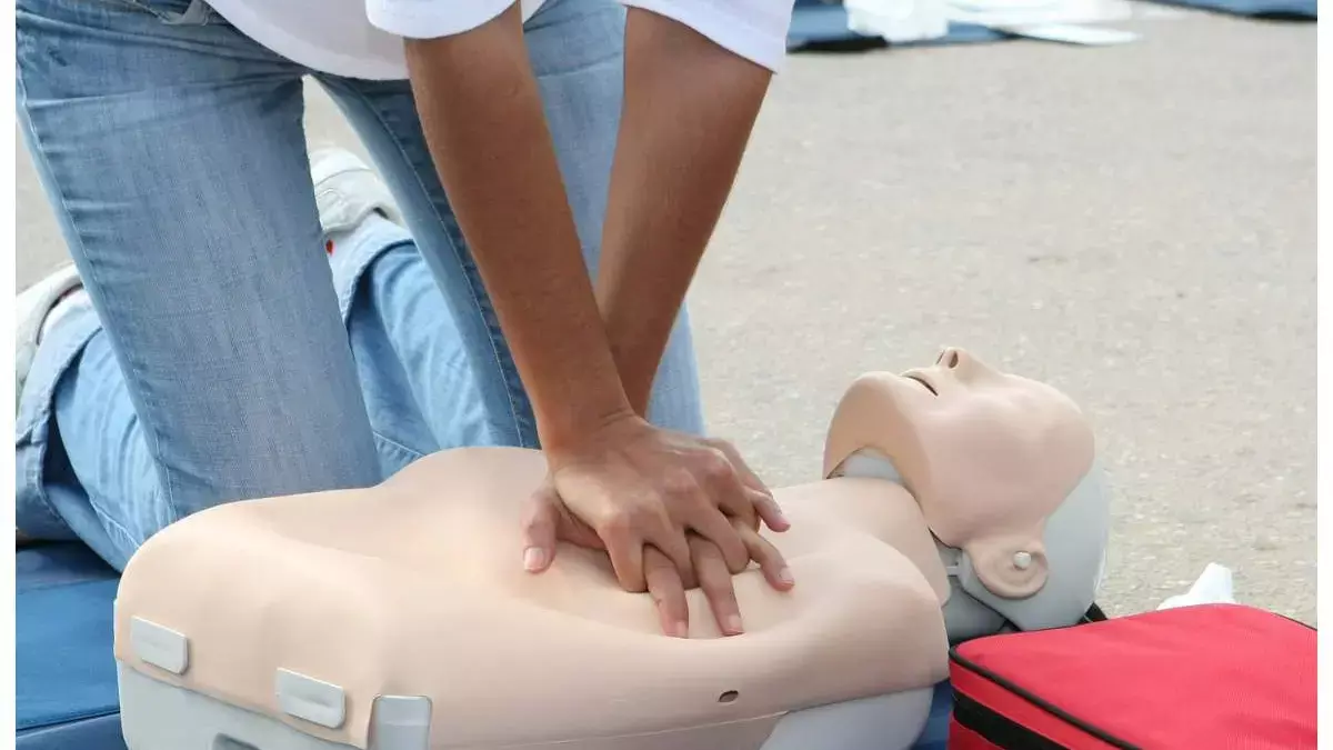 How to Perform CPR