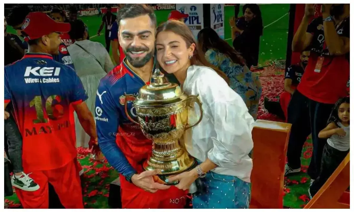 Anushka Sharma ipl final look