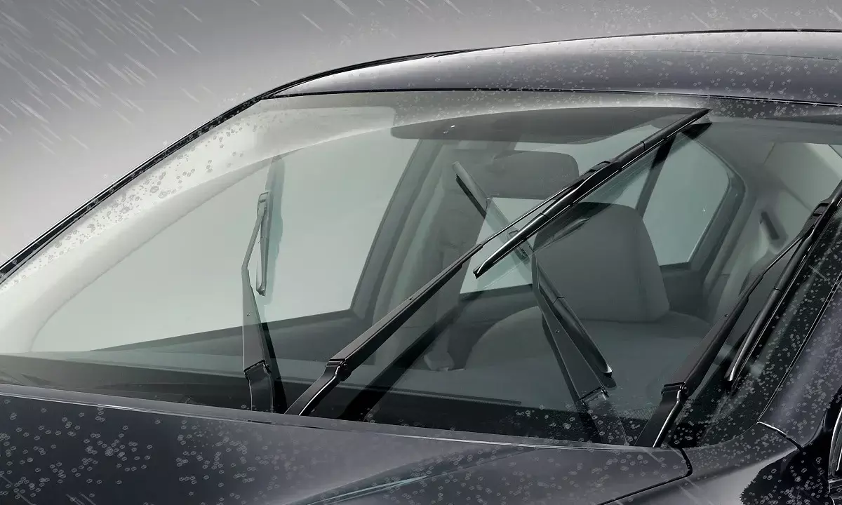 बारिश आने से पहले जांच लें गाड़ी का विंडशील्ड वाइपर, जेब पर भारी पड़ेगी लापरवाही