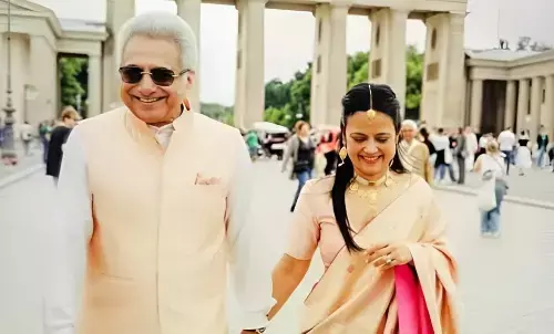 महुआ मोइत्रा ने रचाई गुपचुप शादी, जानिए कौन हैं पिनाकी मिश्रा?