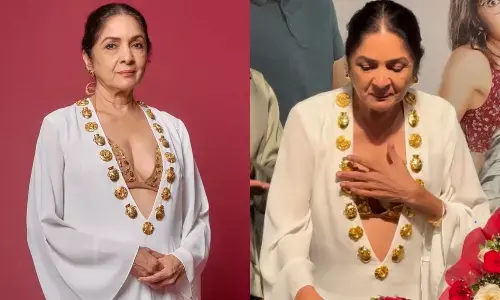 66 साल की नीना गुप्ता ने ढाया कहर, बर्थडे पर गोल्डन ब्रा पहन काटा केक, बोल्ड लुक से हुईं ट्रोल